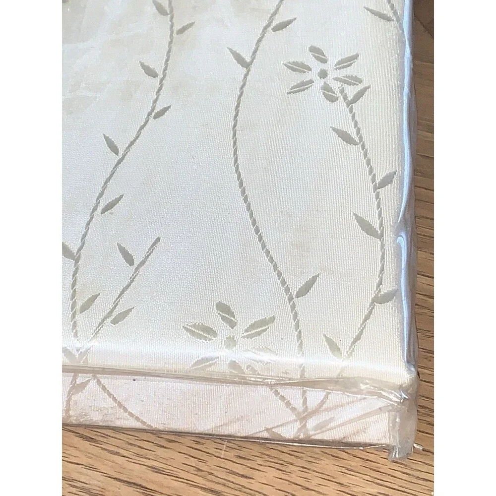 Chris a Shower Curtain 72x72